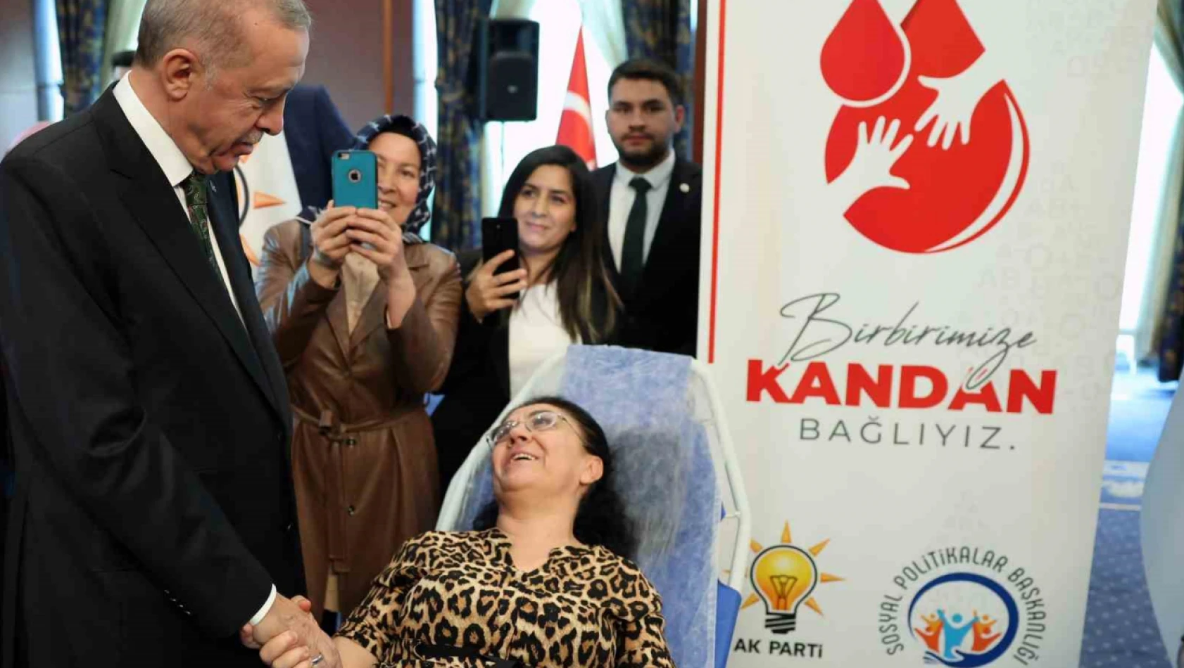 Cumhurbaşkanı Erdoğan Kan Ver Hayat Ver programına katıldı