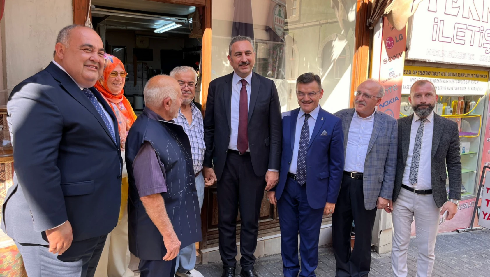 Grup Başkanvekili Gül'den esnaf ziyareti