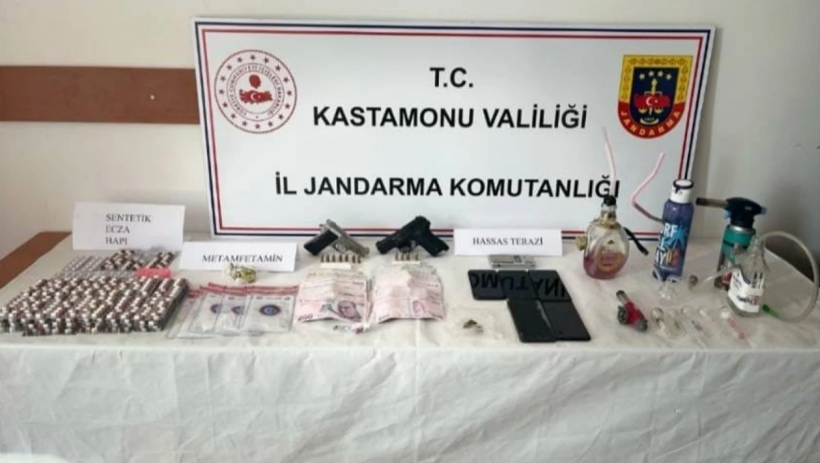 Kastamonu'da uyuşturucu operasyonu: 3 tutuklama