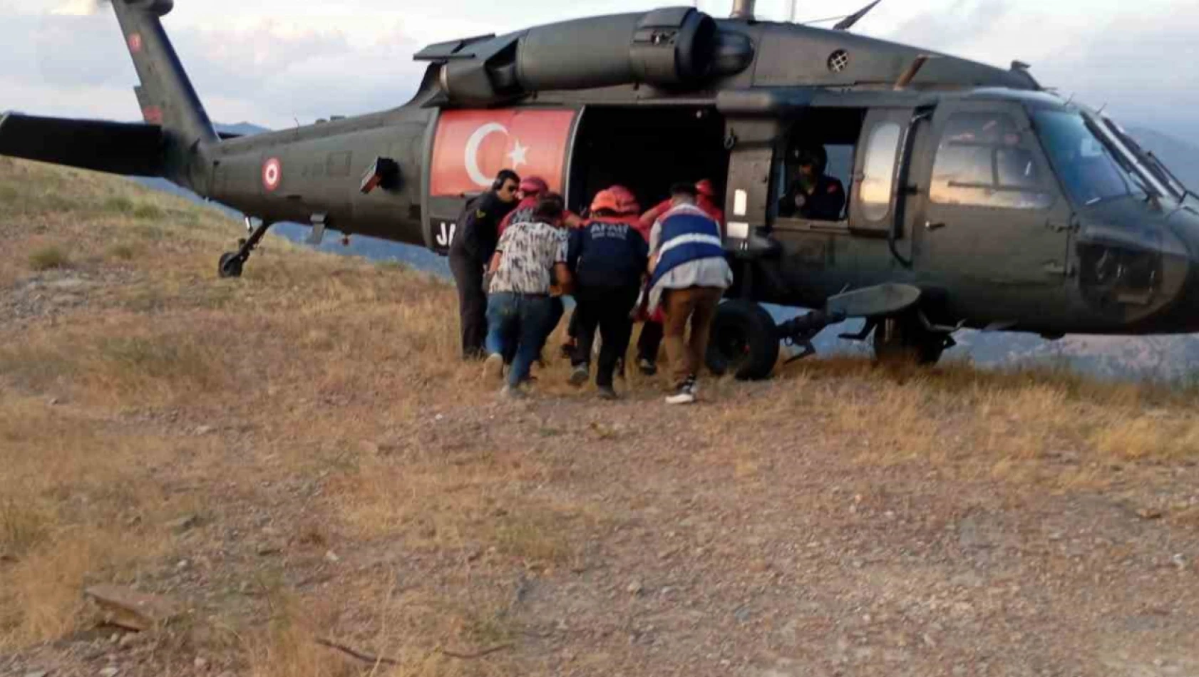 Kayalıklardan düşen çoban hayatını kaybetti