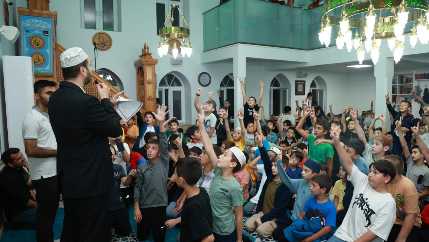 Orduyeri Camii'nde çocuk buluşması