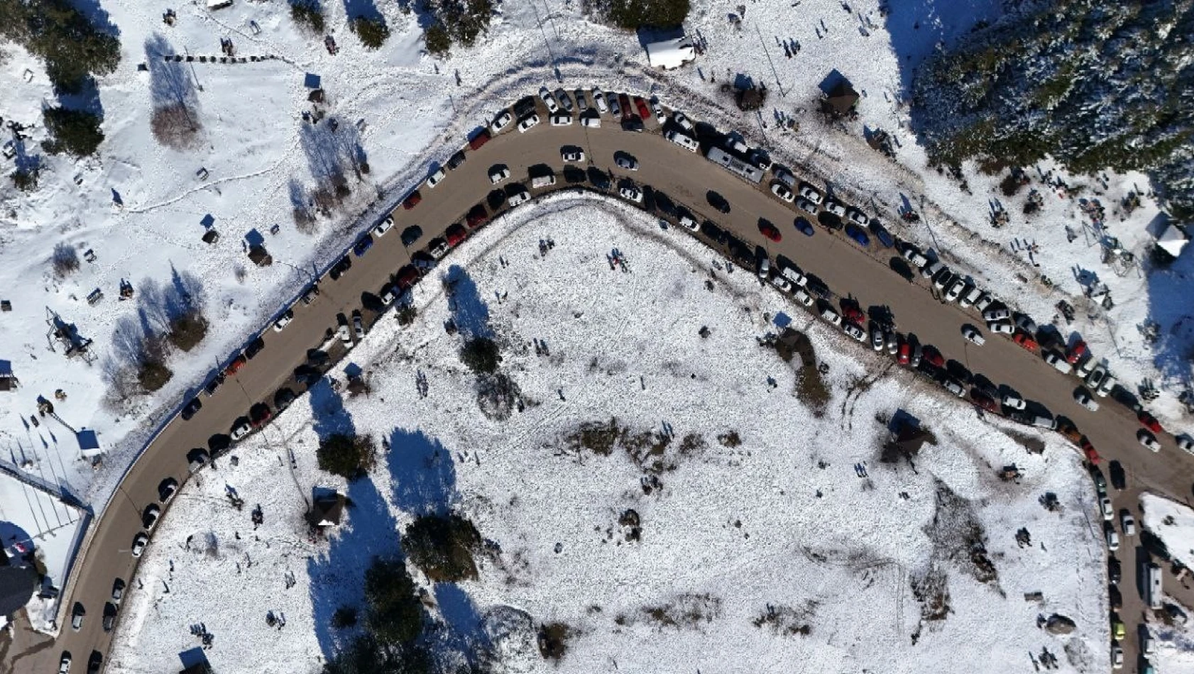 Uludağ'da adım atacak yer kalmadı