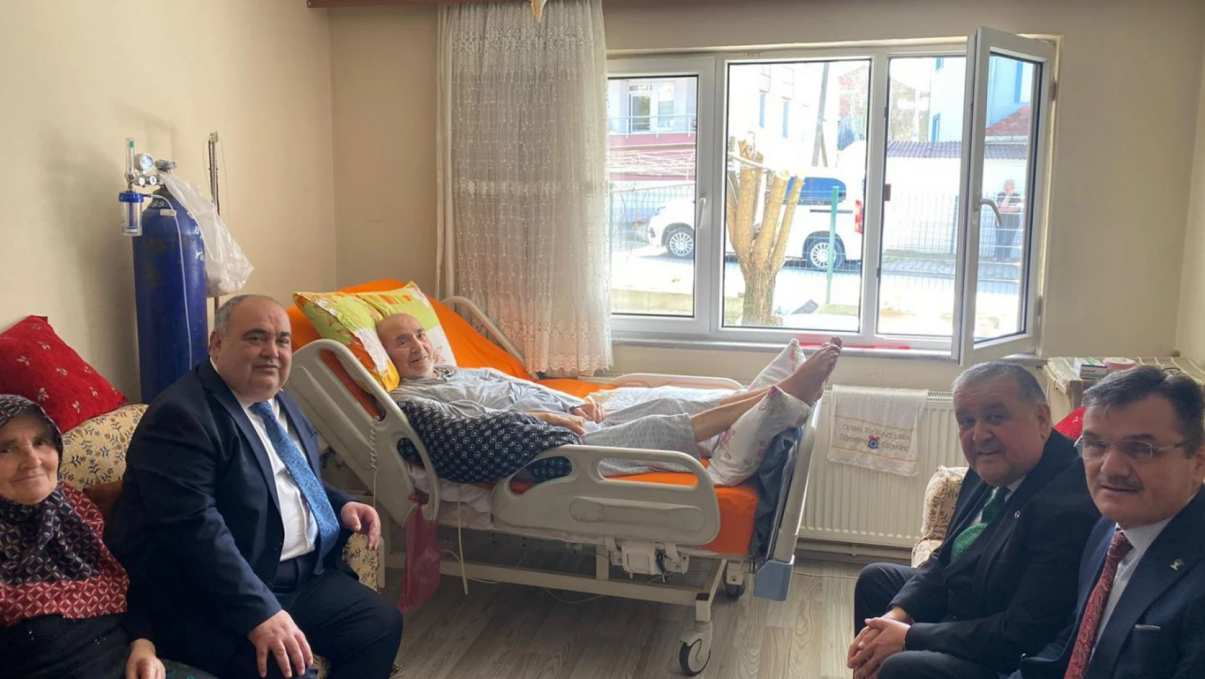 Başkan Fırıncıoğlu'dan hasta ziyareti