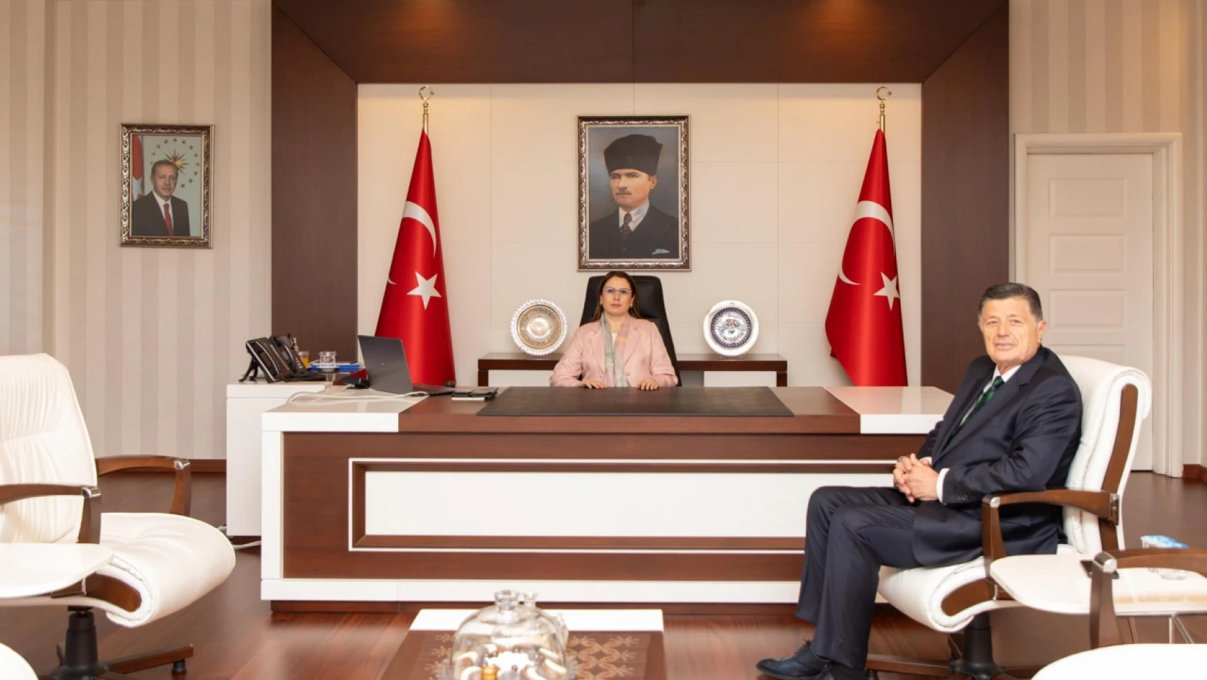Başkan Yalçınkaya'dan Vali Arslan'a ziyaret