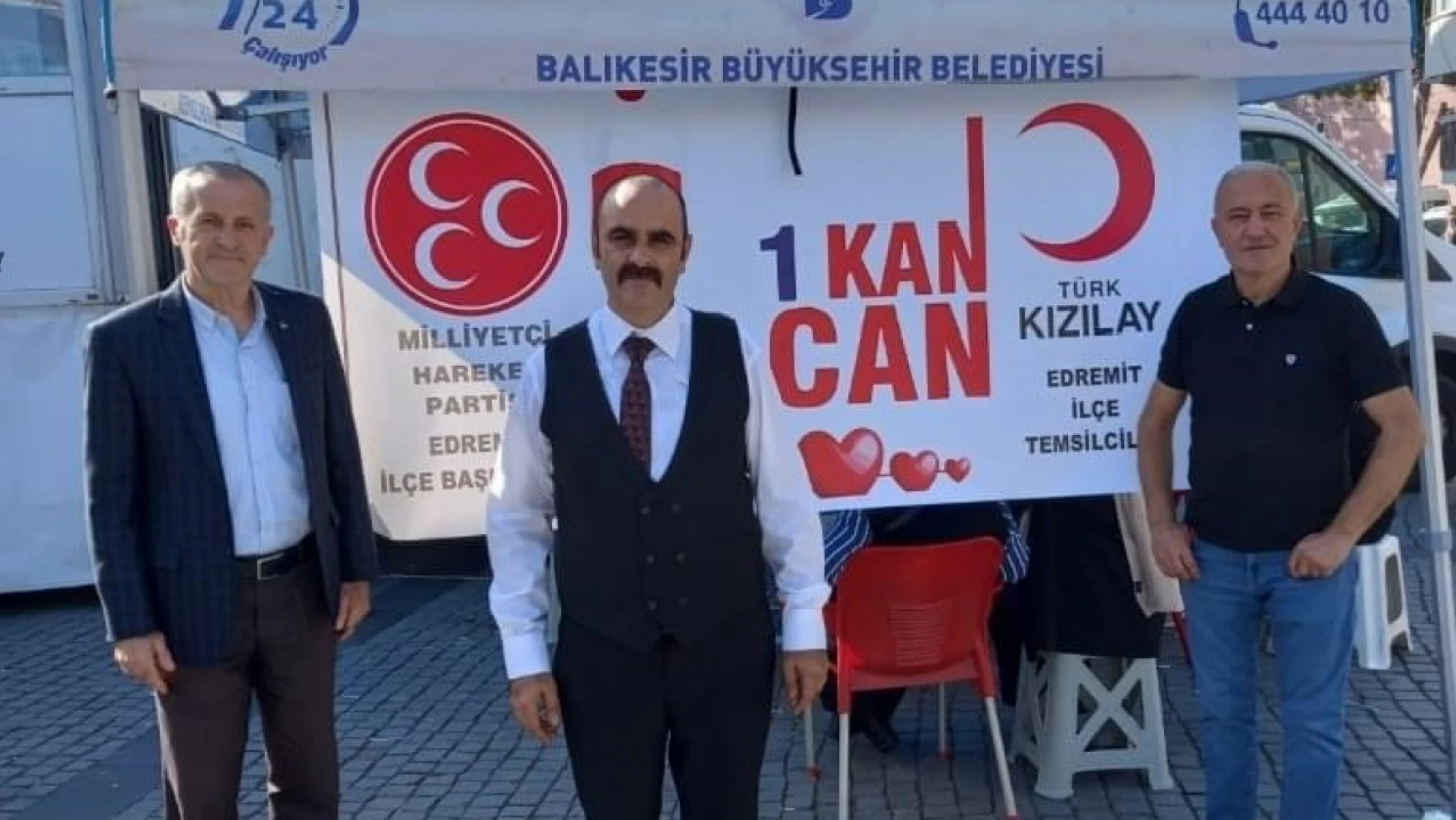 Edremit'te MHP'den kan bağış kampanyası ile Kızılay'a destek
