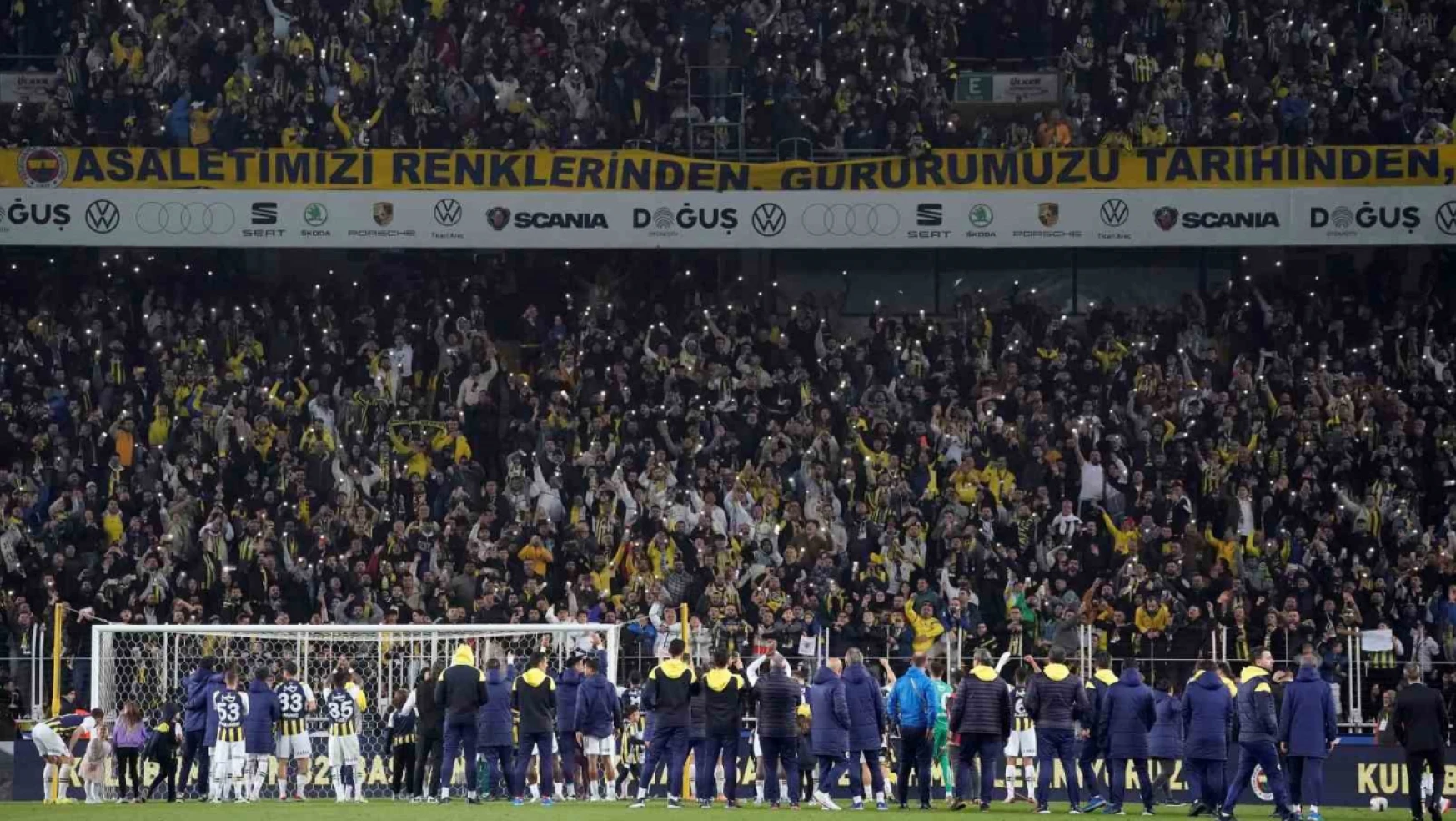 Fenerbahçe, ligde 6. kez geriden gelerek kazandı