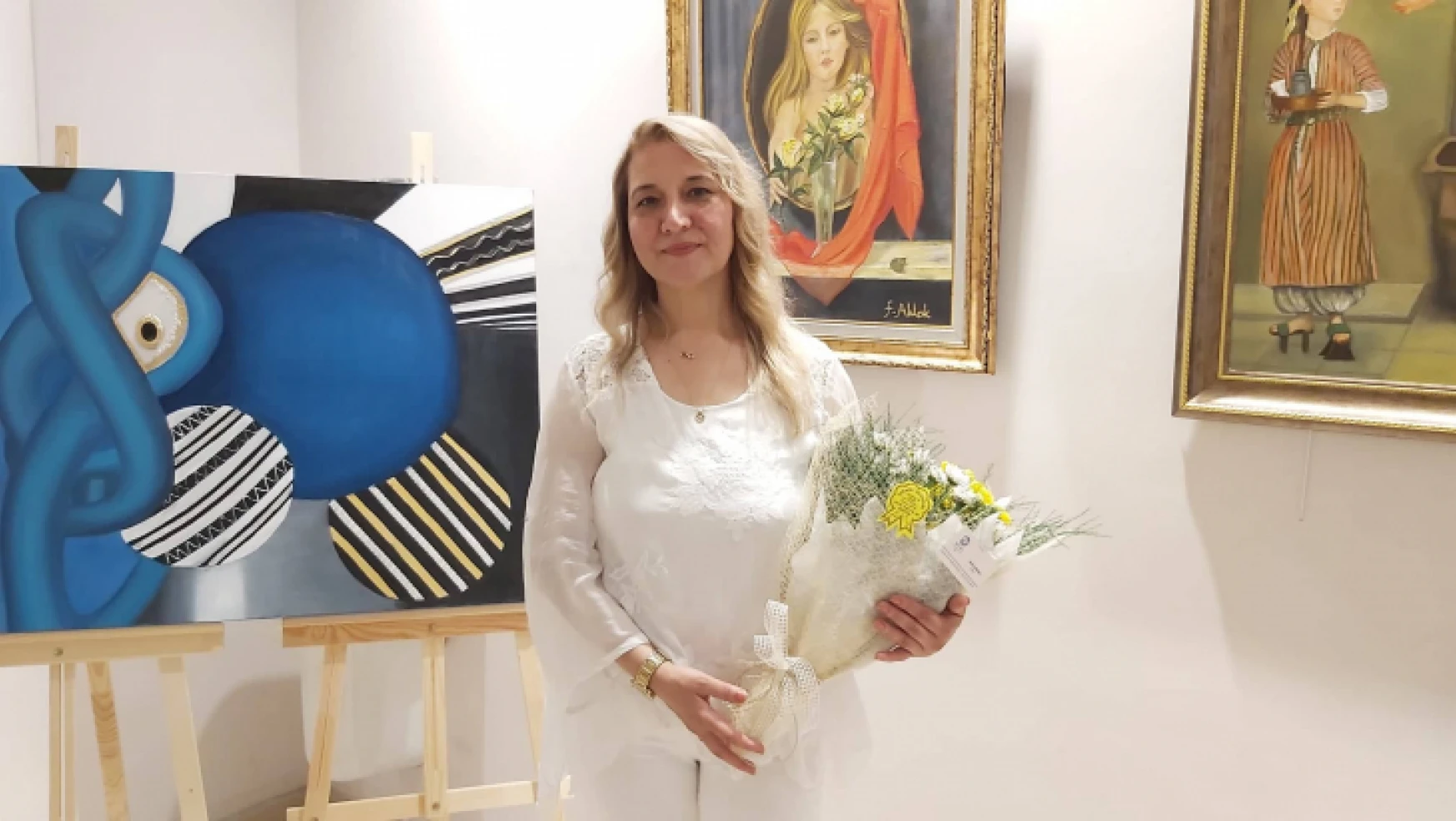 Filiz Ablak'ın sanat sergisi açıldı