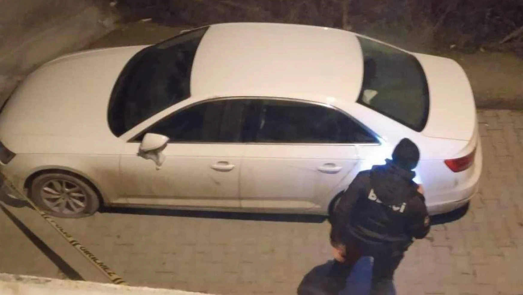 Kastamonu'da bir garip olay: İşyerine ve otomobile kurşun astılar