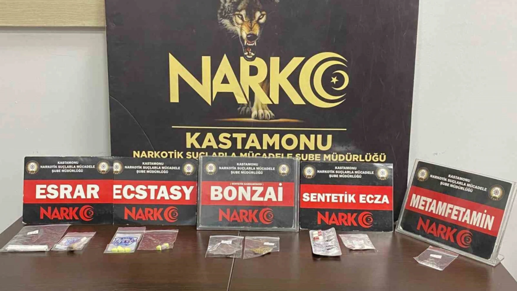 Kastamonu'da uyuşturucuyla yakalanan 4 kişi gözaltına alındı