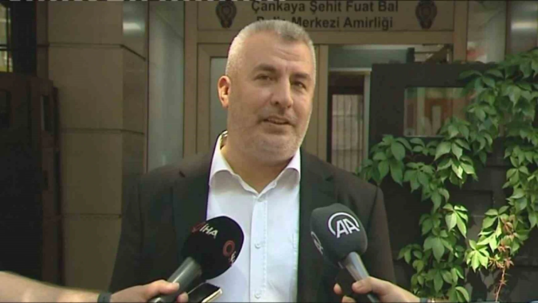 ÖSYM Başkanı Ersoy: 'Devletin tüm kurumları adayların tüm ihtiyaçları için teyakkuz halinde'