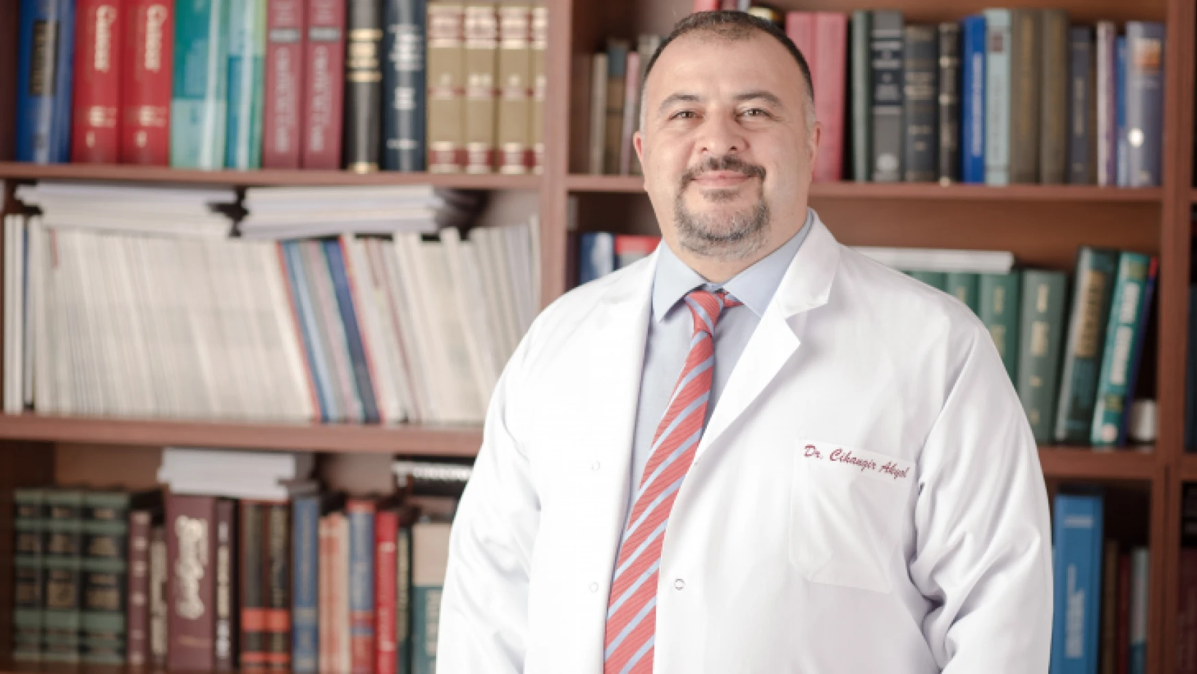 Prof. Dr. Akyol: 'Yanlış beslenme alışkanlıkları birçok hastalığa yol açıyor'