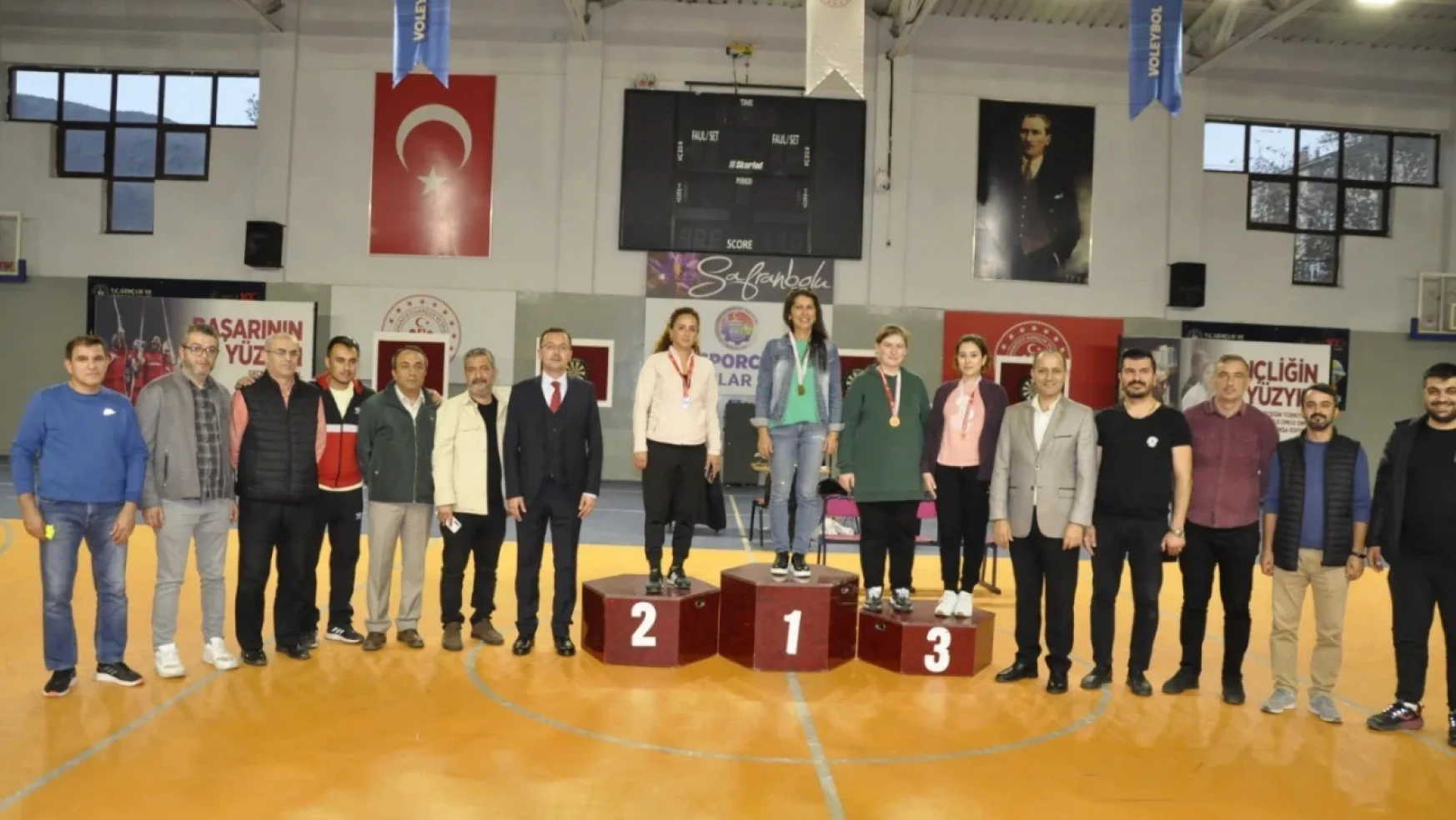 Safranbolu'da Dart Turnuvası düzenlendi