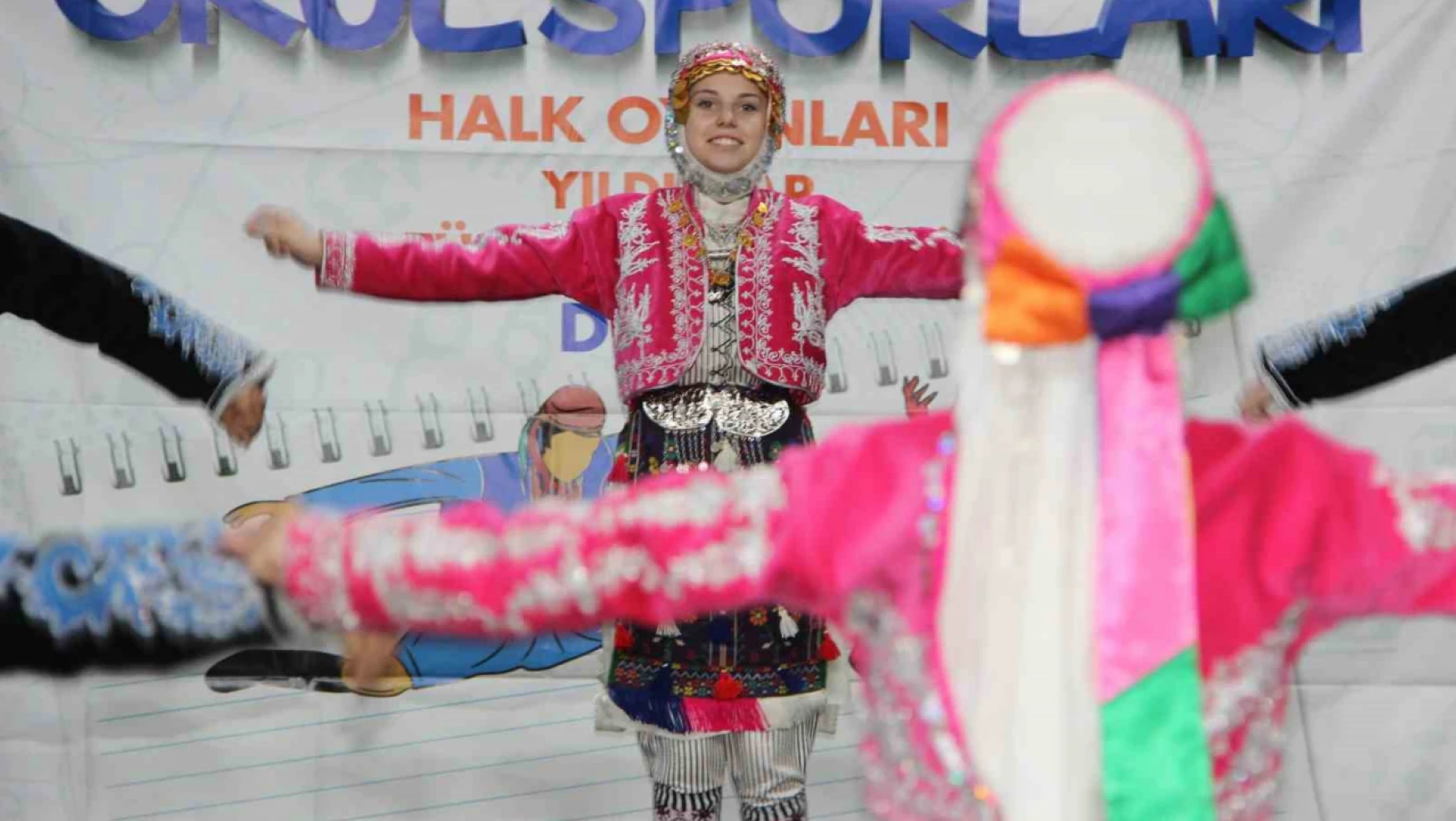 Türkiye'nin tüm renkleri Düzce'de yarıştı