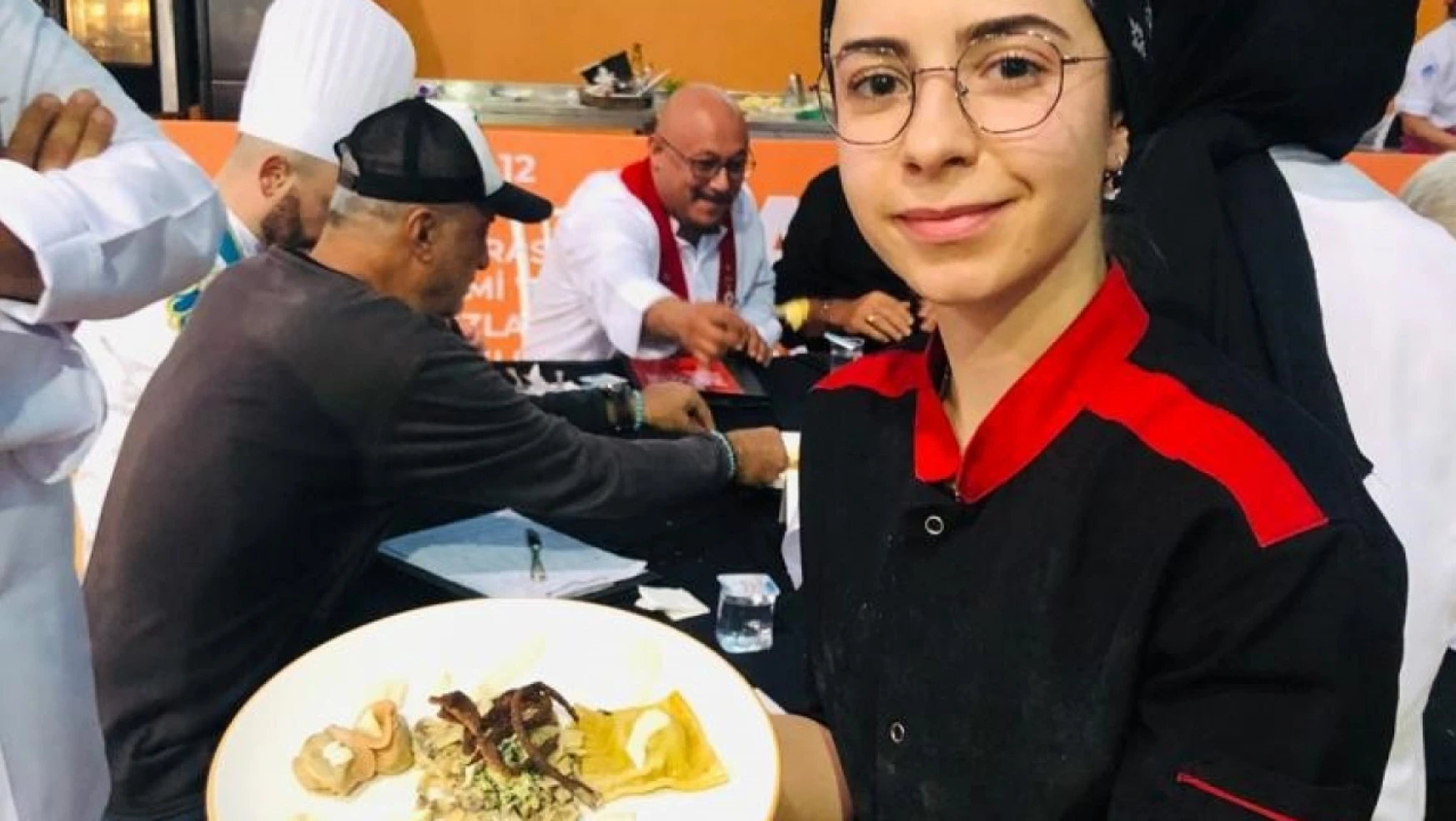 Üniversite öğrencileri, 'Gastro Antalya' yarışmasında 4 altın madalyanın sahibi oldu