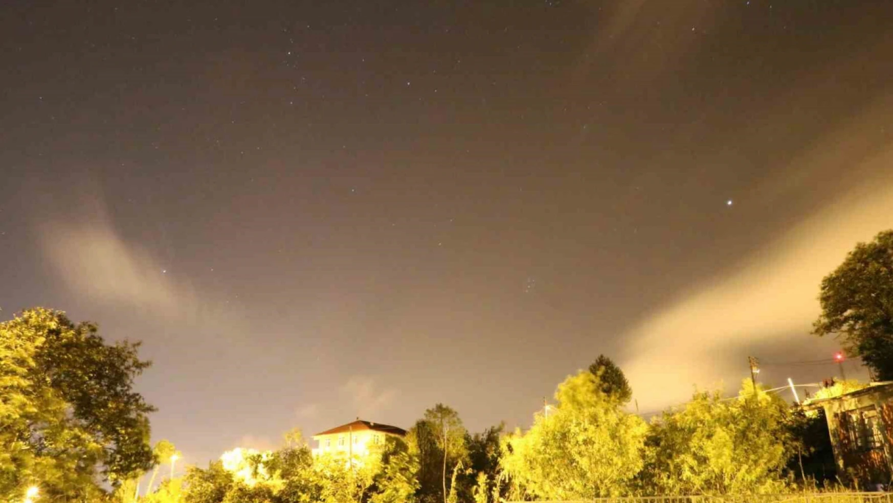 Zonguldak'ta meteor yağmuru böyle görüntülendi