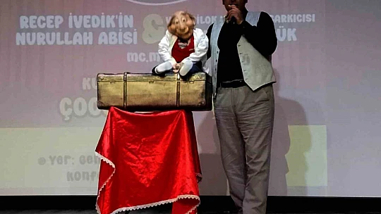 Gülümseten Yüzler oyunu çocuklara eğlence dolu anlar yaşattı