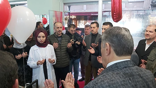 Cadde Eczanesi hizmete girdi