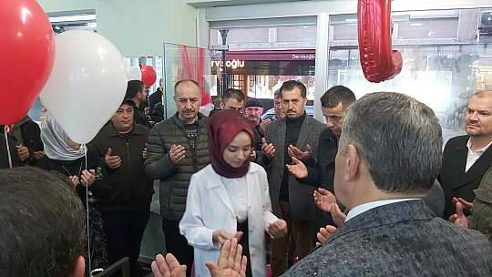 Cadde Eczanesi hizmete girdi