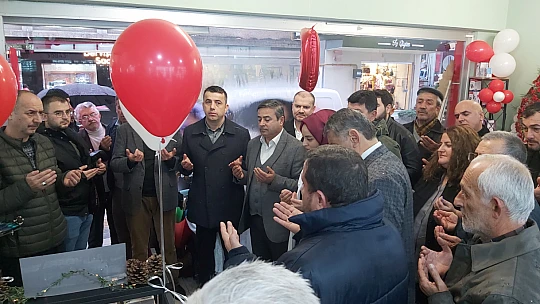 Cadde Eczanesi hizmete girdi