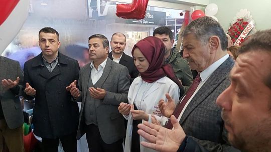 Cadde Eczanesi hizmete girdi