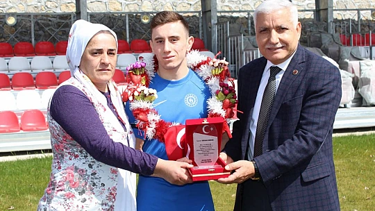 Dereceyle döndü coşkuyla karşılandı