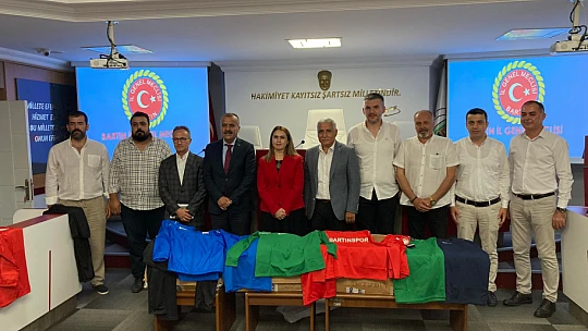 Özel İdareden Bartınspor' a destek