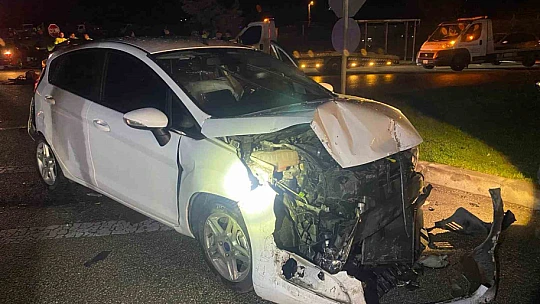 Amasya'da 3 otomobilin karıştığı zincirleme kaza: 2 ölü, 8 yaralı