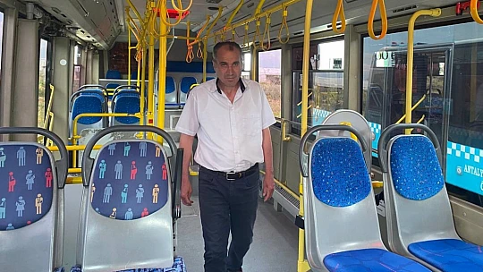 Yolculara kızıp otobüsü terketti