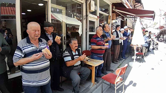 Asırlık gelenek nesilden nesile aktarılıyor