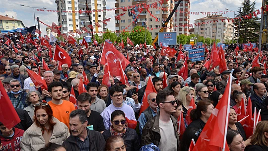 Kemal Kılıçdaroğlu ve Mansur Yavaş Eskişehirliler ile bir araya geldi