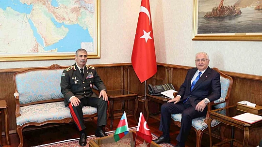 Bakan Güler, Azerbaycanlı mevkidaşı ile bir araya geldi