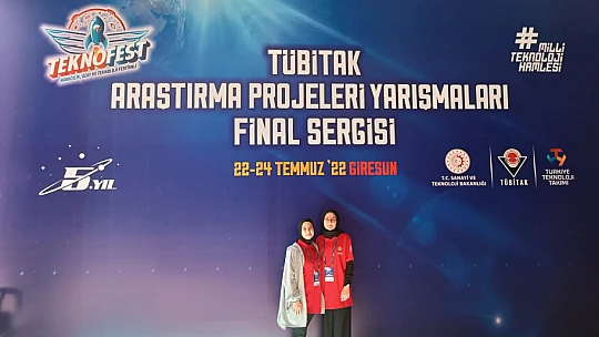BARÜ'lü öğrenciler gururlandırdı
