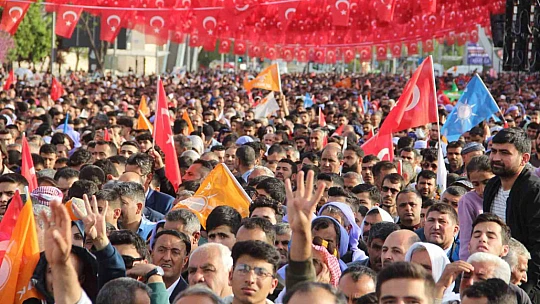 Cumhurbaşkanı Erdoğan: 'Ekonomik sıkıntı ve hayat pahalılığını yine biz çözeceğiz'