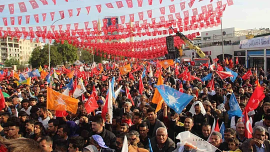 Cumhurbaşkanı Erdoğan: 'Ekonomik sıkıntı ve hayat pahalılığını yine biz çözeceğiz'