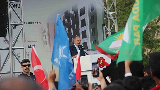 Cumhurbaşkanı Erdoğan: 'Ekonomik sıkıntı ve hayat pahalılığını yine biz çözeceğiz'