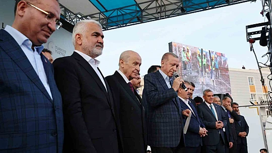 Cumhurbaşkanı Erdoğan: 'Ekonomik sıkıntı ve hayat pahalılığını yine biz çözeceğiz'