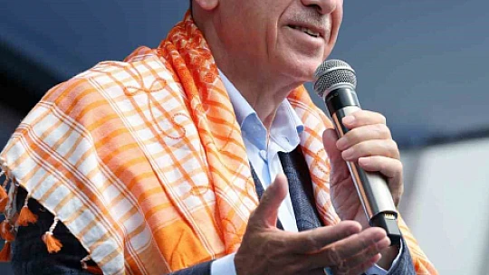 Cumhurbaşkanı Erdoğan 'Oyumuzu ya eser siyasetinden ya da yıkım siyasetinden yana kullanacağız'