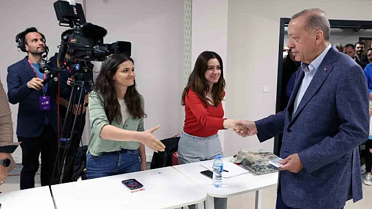 Cumhurbaşkanı Erdoğan oyunu Üsküdar'da kullandı