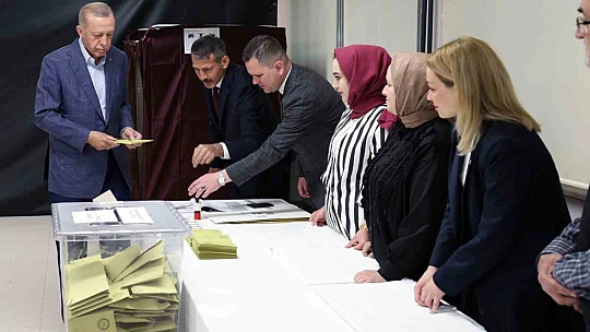 Cumhurbaşkanı Erdoğan oyunu Üsküdar'da kullandı