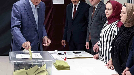 Cumhurbaşkanı Erdoğan oyunu Üsküdar'da kullandı