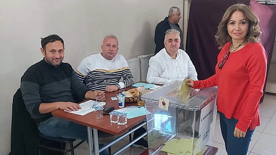 Akmazlar Grubu bir kez daha hezimete uğradı