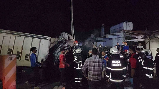 Freni patlayan kamyon asker uğurlama eğlencesini savaş alanına çevirdi: 3 ölü