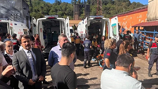 Göçükten çıkartılan yaralılar hastanelere kaldırıldı