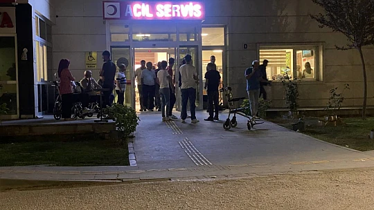 Husumetlisini öldürüp 2 kişiyi de yaraladıktan sonra jandarma ekiplerine ateş açtı