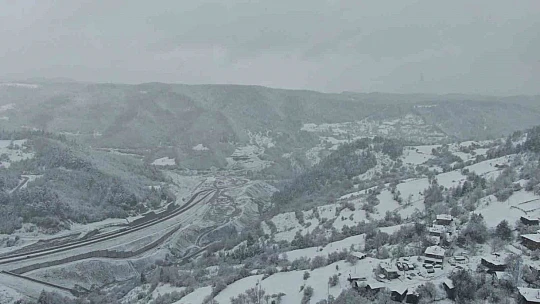 Ilgaz Dağı'nda yoğun kar yağışı: Beyaz örtü ile kaplandı