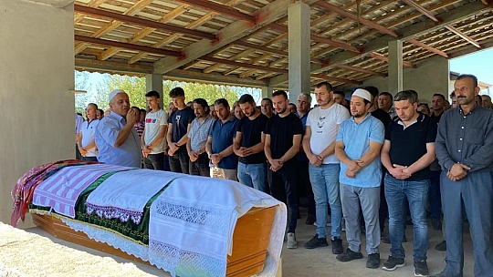 Gözyaşları sel oldu