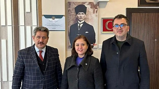 Milletvekili A. Adayı Ceyda Sargın her yerde
