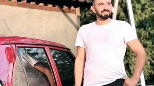Kalbinden bıçaklanan genç son yolculuğuna uğurlandı