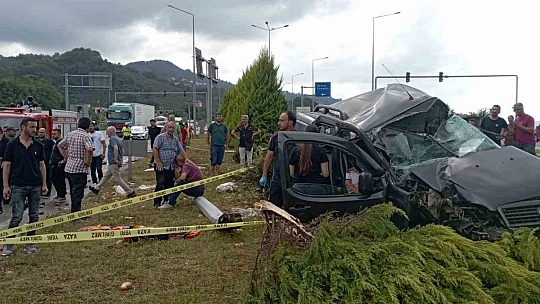 Kırmızı ışık ihlali yapan tır sürücüsü kazaya neden oldu: 2 ölü