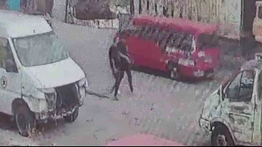 Kurtarıcı vincin aküsünü çaldılar